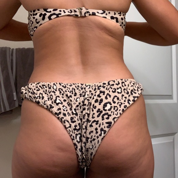 Cheetah Print Swimsuit (top & bottom) - Picture 5 of 5